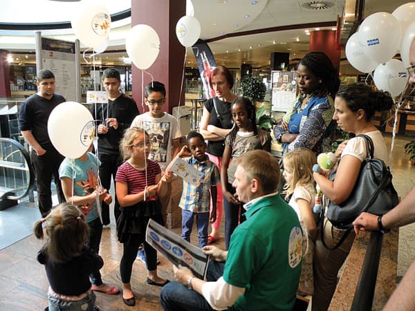 WHO SAYS LEARNING IS BORING?